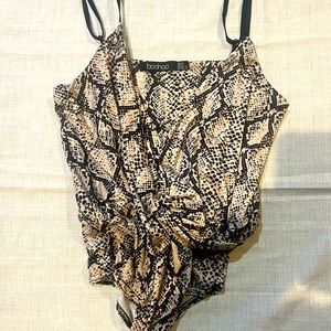 3 bodysuit bundle small/medium